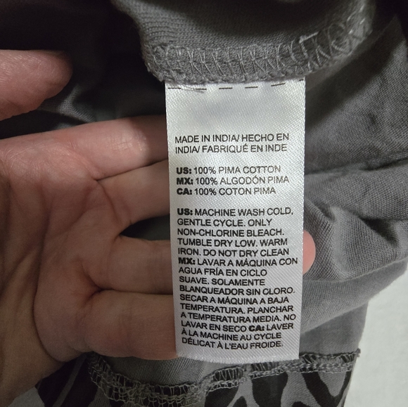 Chicos 1 (medium) Leopard print tunic top. NWOT - Picture 8 of 10